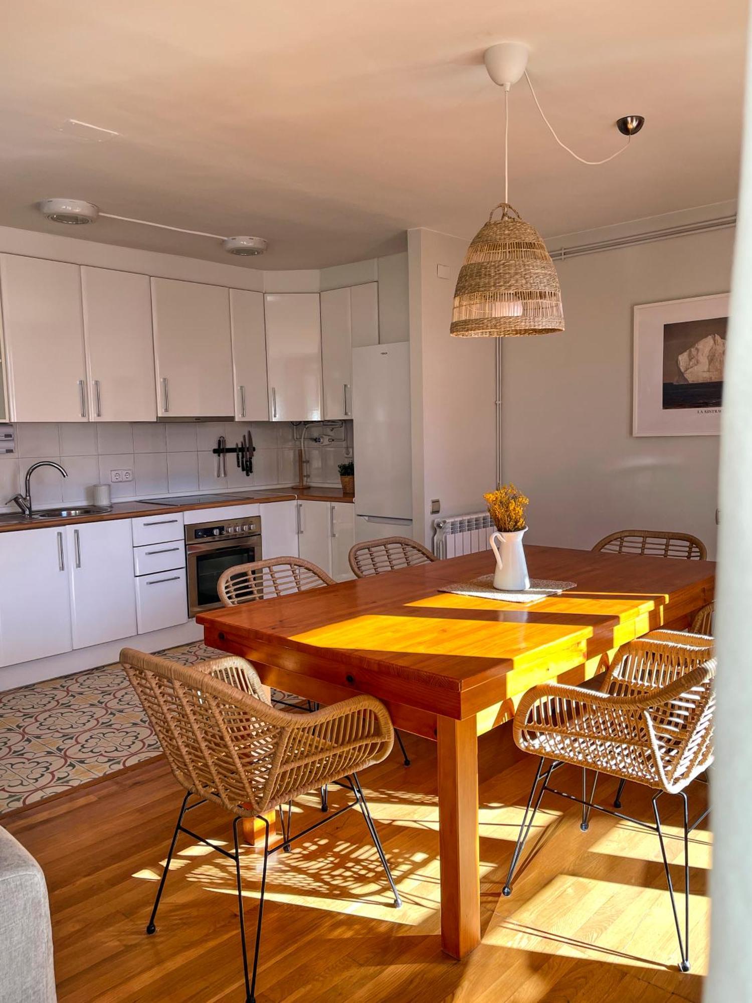 Apartamento Familiar En El Centro De Benasque Con Terraza 外观 照片